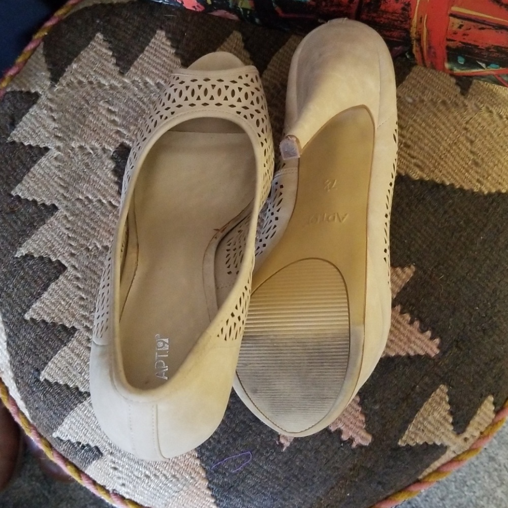 APT 9 heels - Picture 5 of 8